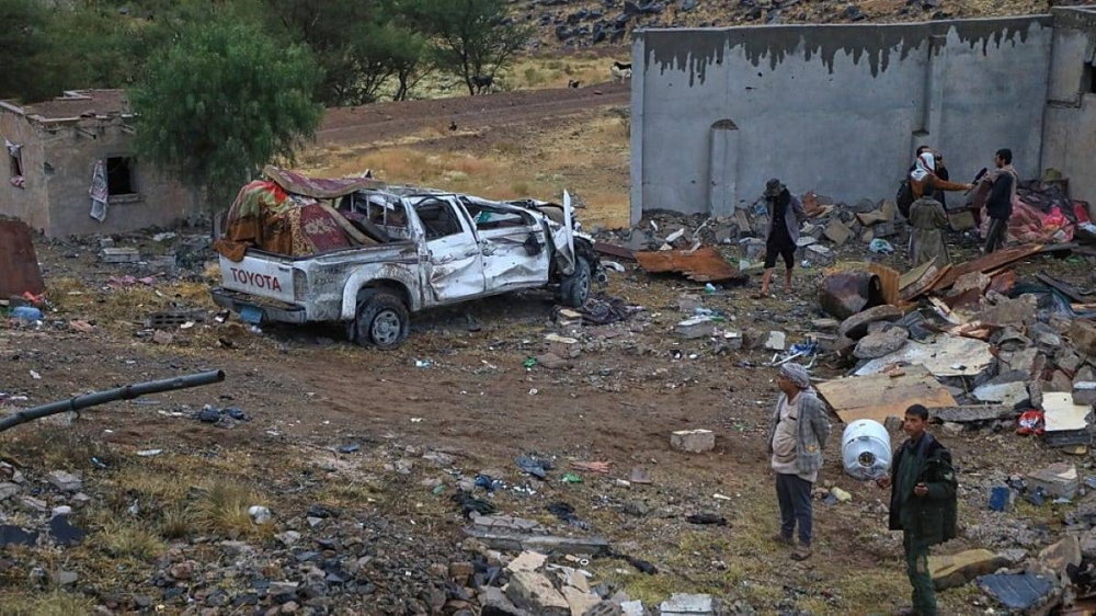 قصف حوثي على مطار عدن وقوات درع الوطن تحبط هجوما عنيفا في لحج