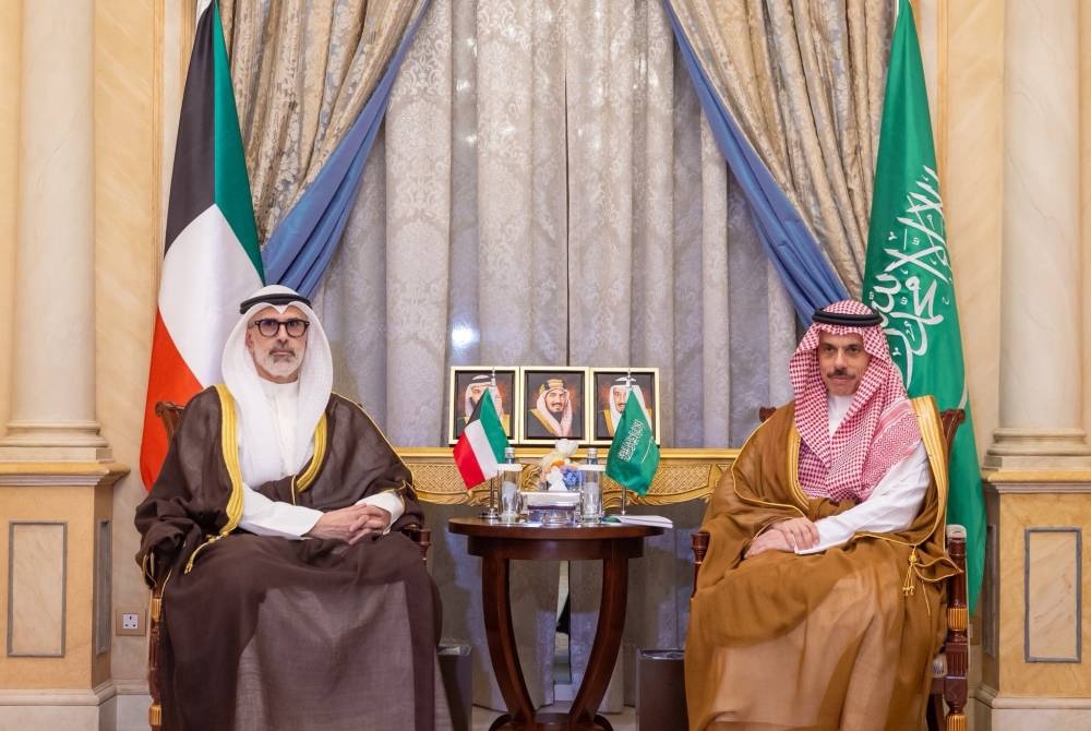 السعودية والكويت تؤكدان التضامن ضد اعتداءات الحوثي