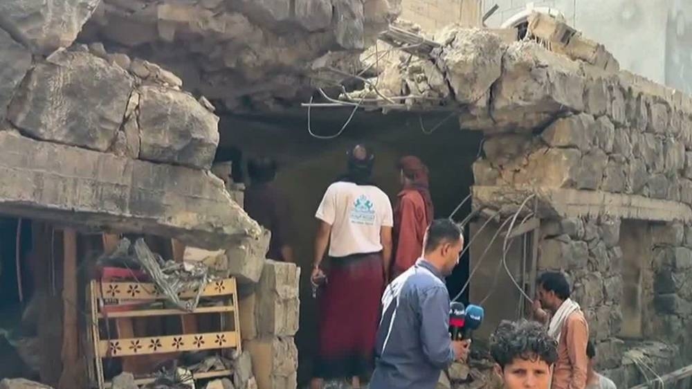 تعز تدعو لتحقيق عاجل في استخدام الحوثيين قذائف محظورة دوليا