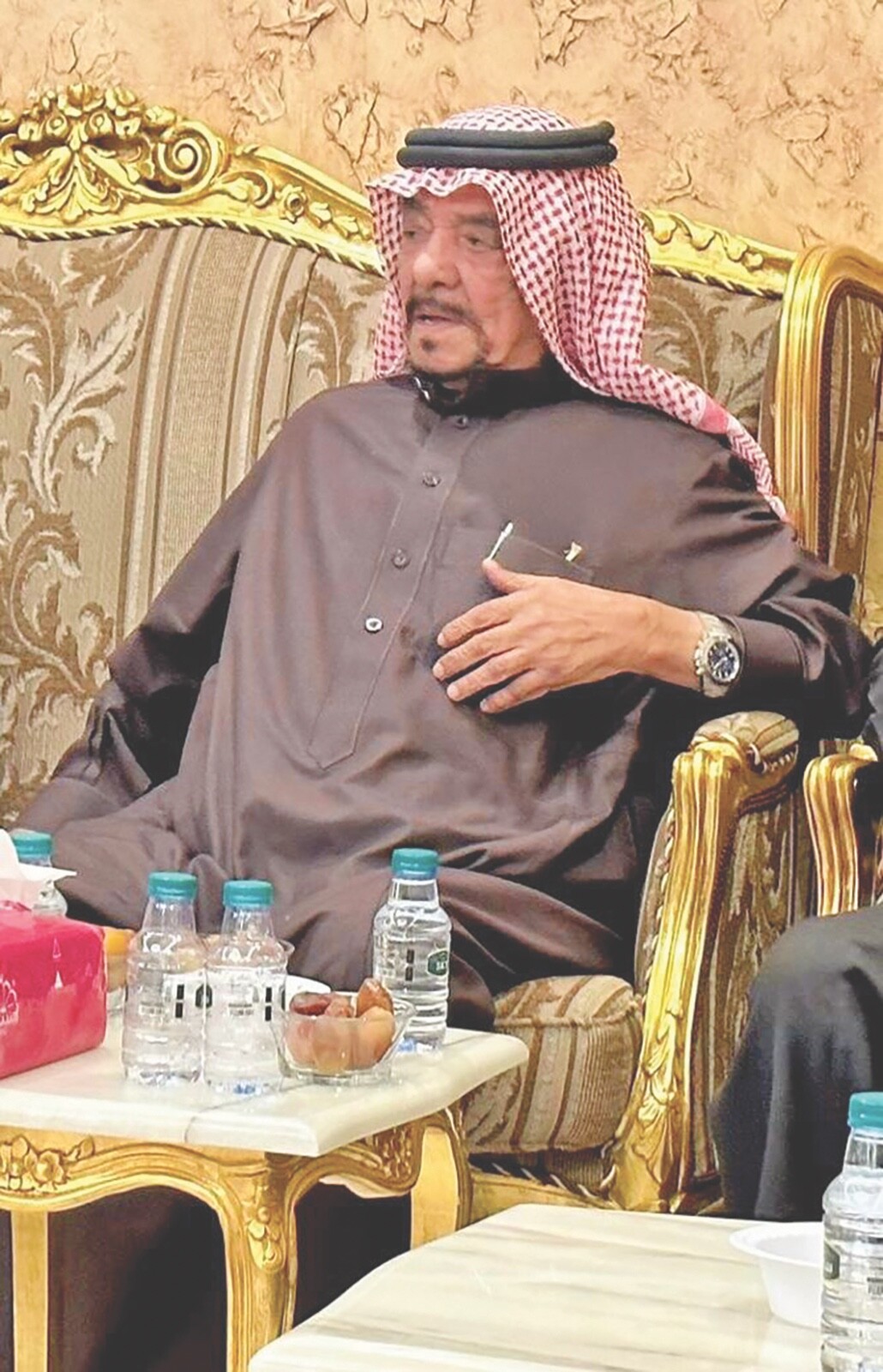 الحكم عبدالرحمن الموزان إلى رحمة الله