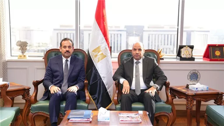 وزير العمل ورئيس جهاز مستقبل مصر يبحثان دعم العمالة غير المنتظمة وتطوير برامج التدريب من أجل التشغيل