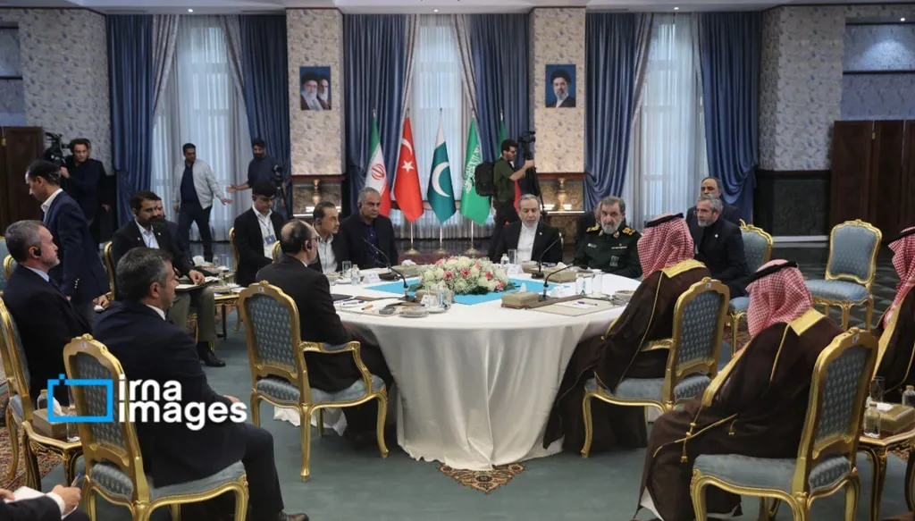 إيران ودول “حلف مكة” على طاولة واحدة… ماذا نعرف عن الاجتماع؟