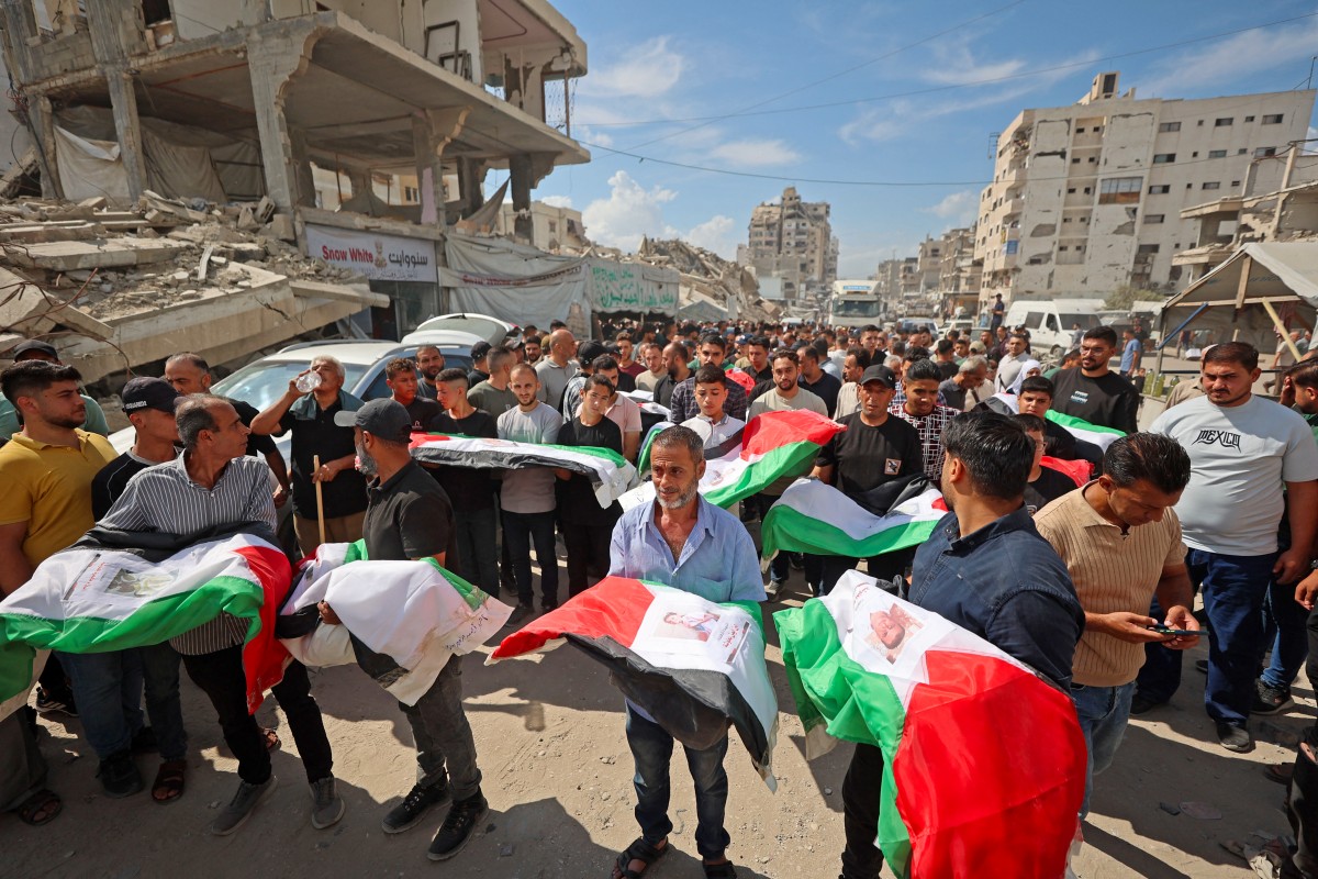 105 Palestinians buried in Gaza City after remains recovered from rubble