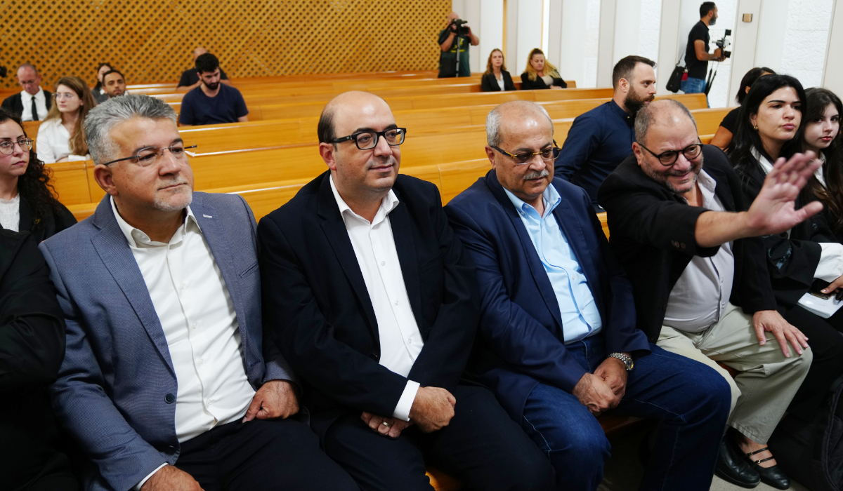 Israel top court puts Arab parties back on ballot
