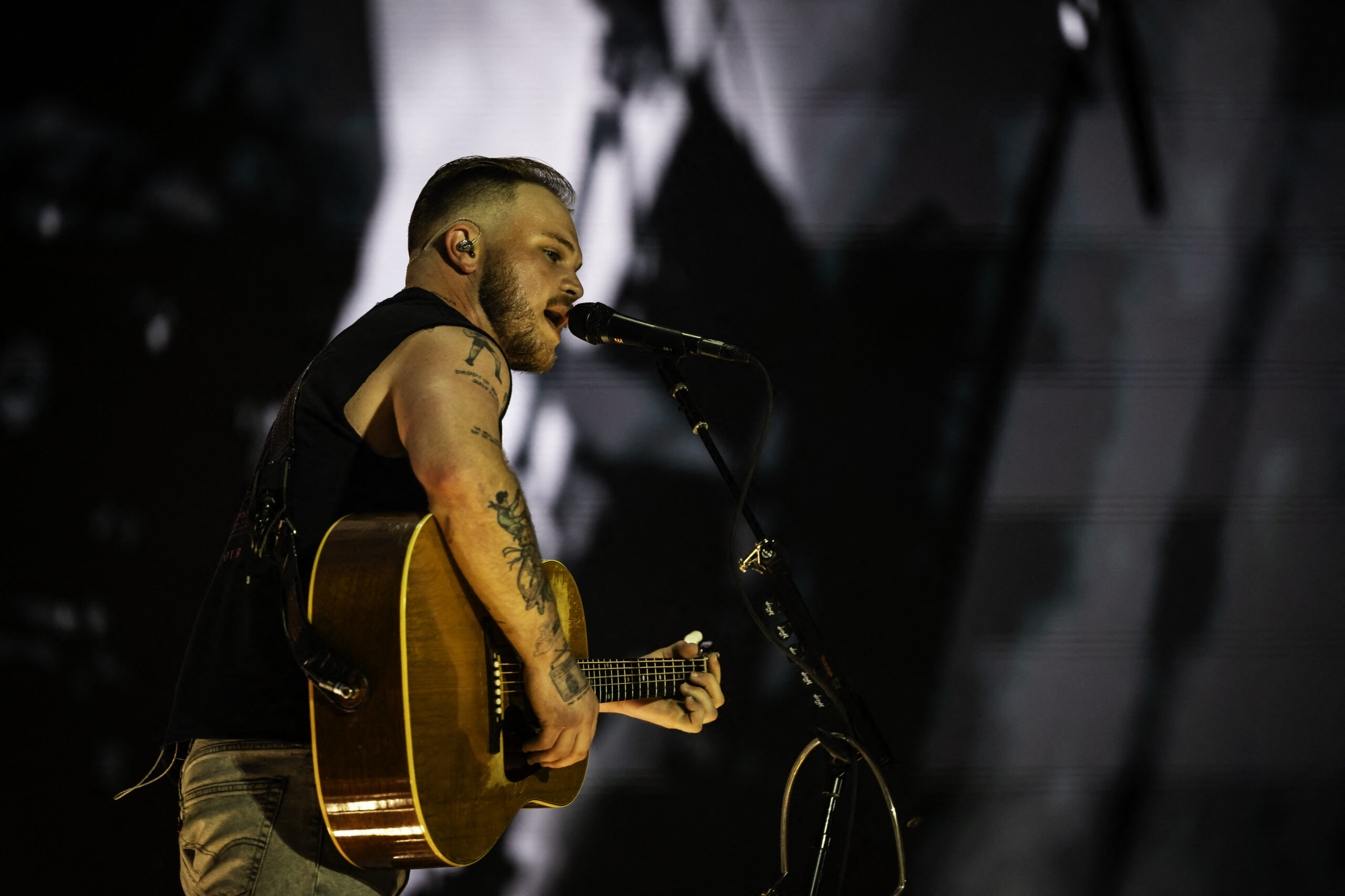 Zach Bryan wears ‘Free Palestine’ T-shirt at Kraft Group’s stadium