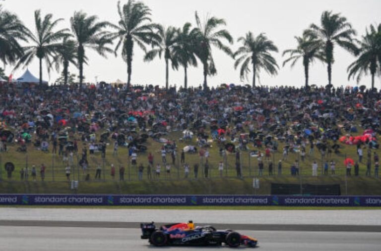 Red Bull’s Verstappen grabs pole position for Bahrain GP