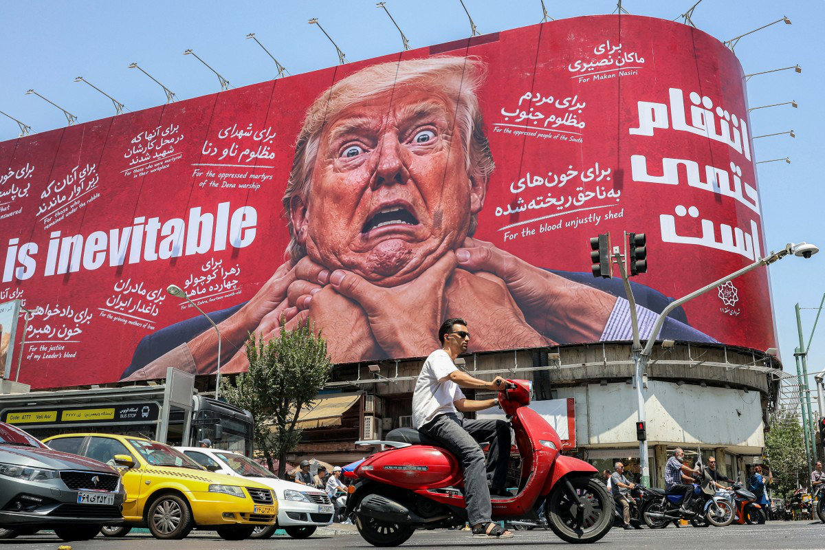 Tehran’s wartime billboards mock Trump, boast of victory