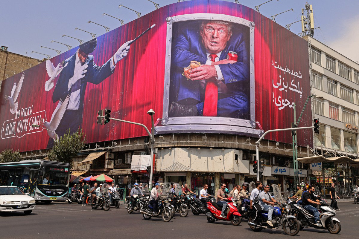 Trump behind bars… in Tehran propaganda installation