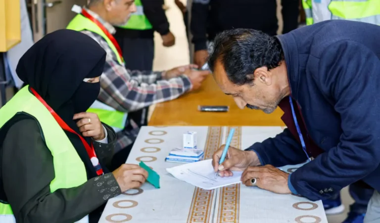 Palestinian factions move to delay the first legislative elections in 20 years
