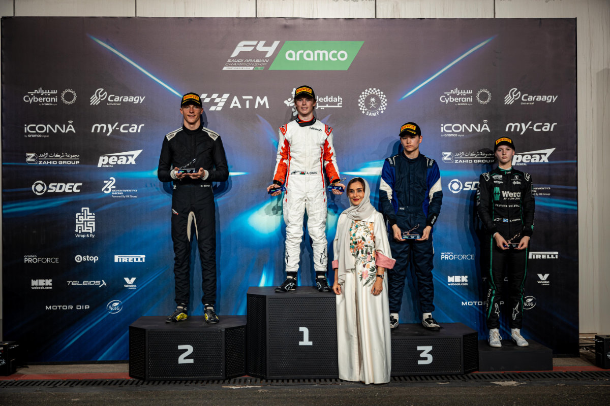 Archie Owen ends Marlon Bayer’s winning streak to win Race 2 of Aramco F4 Saudi Arabian Championship Round 2