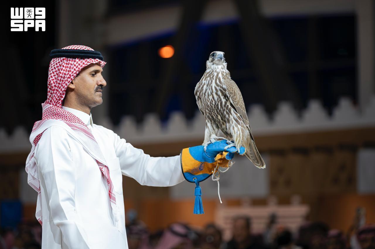 Mongolian falcon fetches record SR1.4m at Riyadh auction