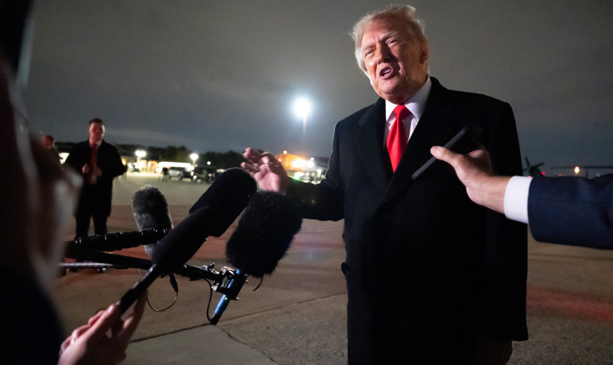 Trump urges Sen. John Fetterman to switch parties and become a Republican