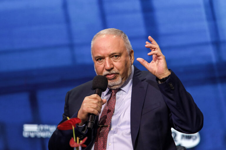 Liberman revives the ‘Jordan option’ for the West Bank