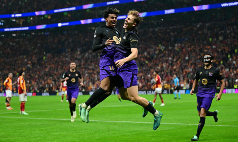 Barcelona and Arsenal win in Champions League, Bayern Munich stunned and misery for Man United