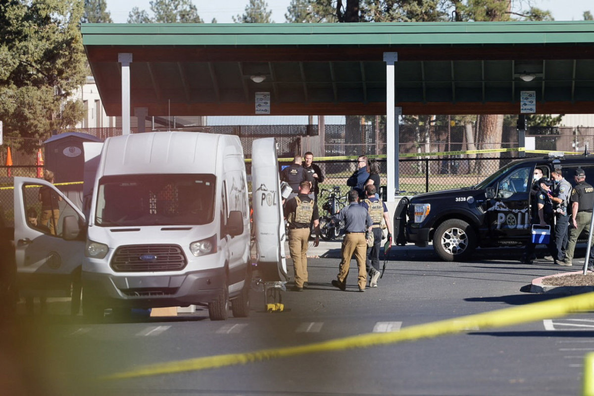5 people believed dead following shooting at Oregon elementary school