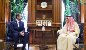 Saudi climate envoy meets ambassador of Ireland in Riyadh