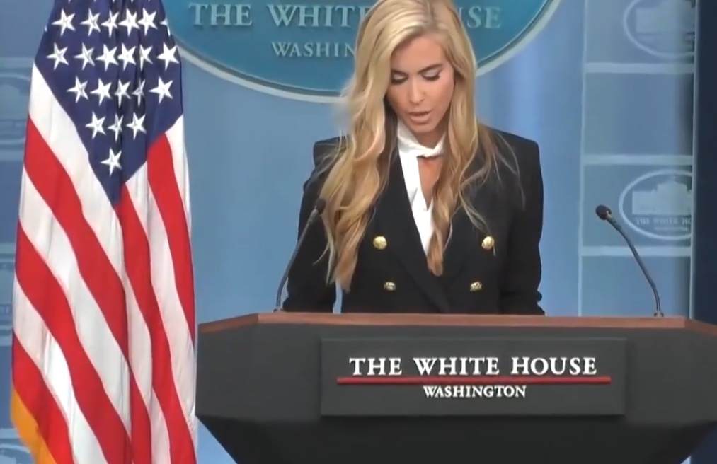 White House official confirms press secretary leaving after less than week