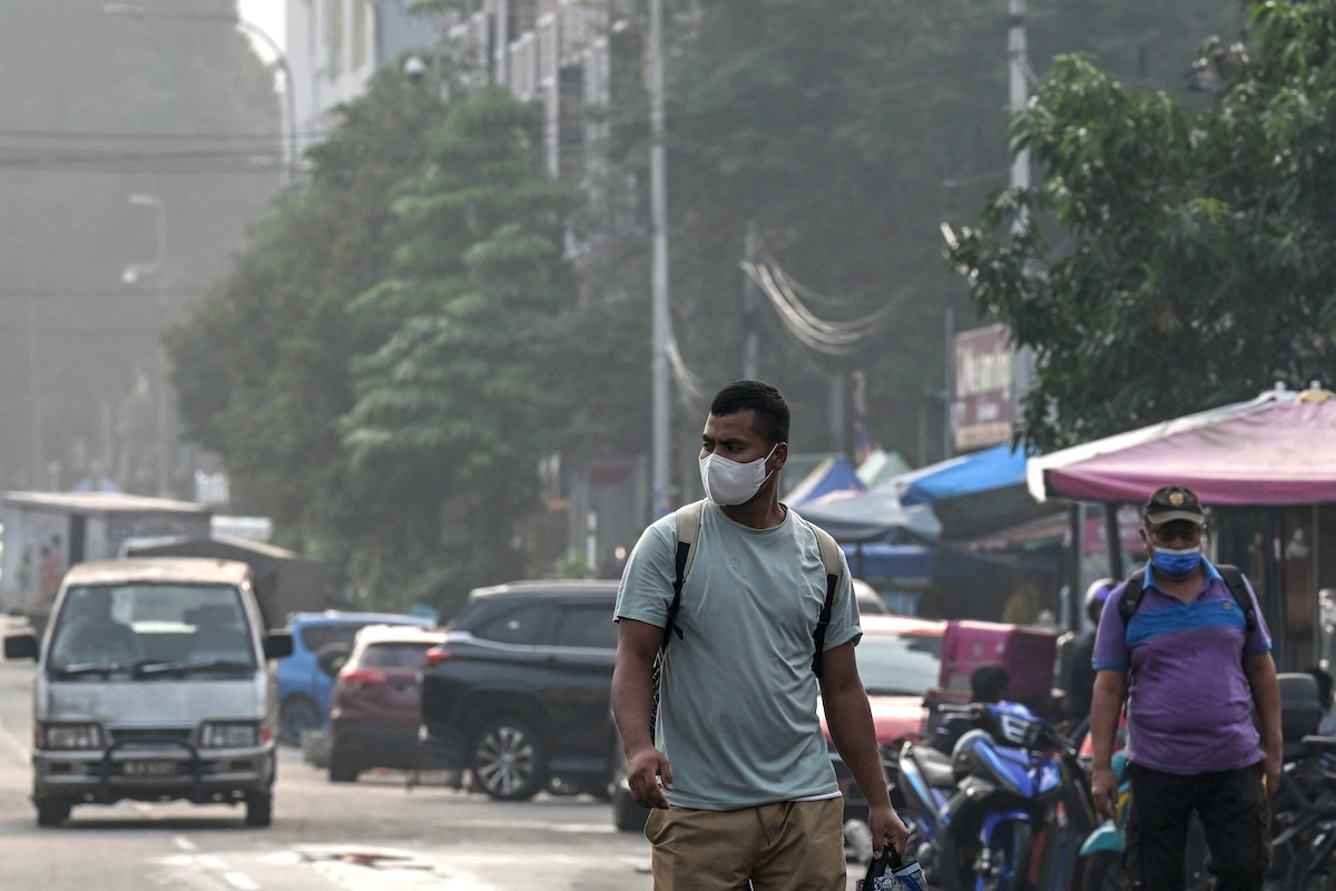 Haze triggers highest alert level in southern ASEAN zone: monitor