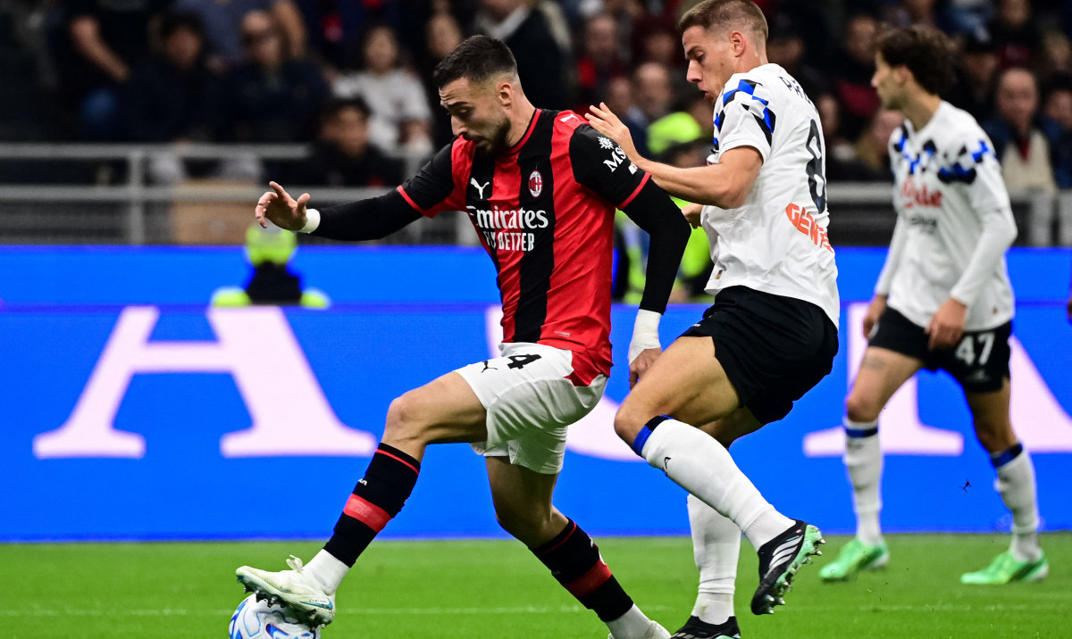 Milan hold off Atalanta in Serie A, Como return to winning ways