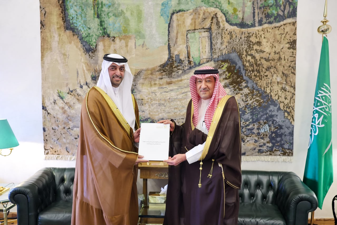 King Salman receives written message from Qatar emir