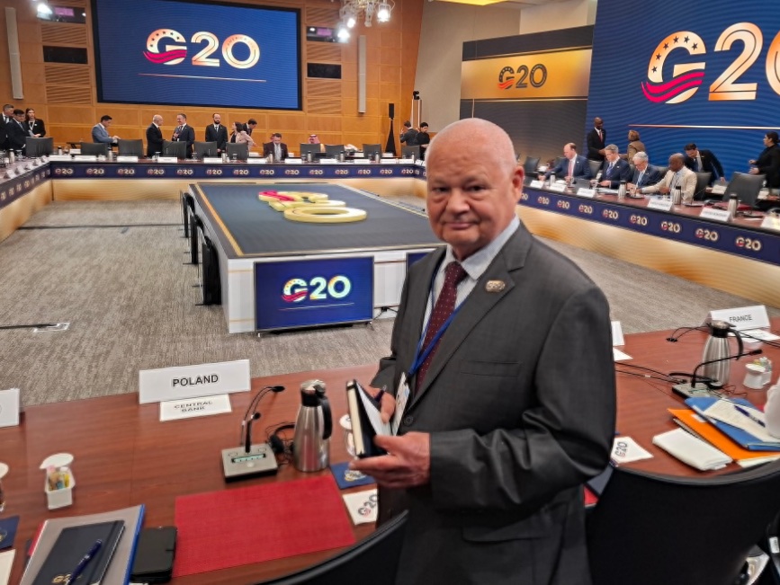 Poland’s parliament sets November date for vote on central bank chief’s tribunal referral