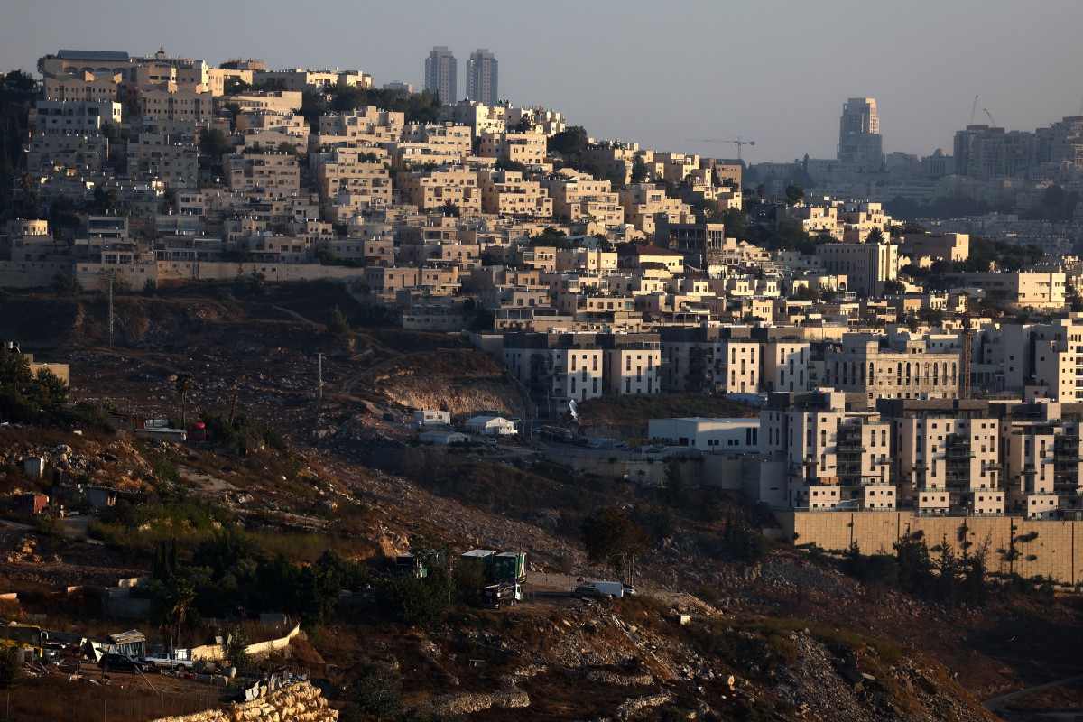 Foreign firms abandon Israeli cable car project