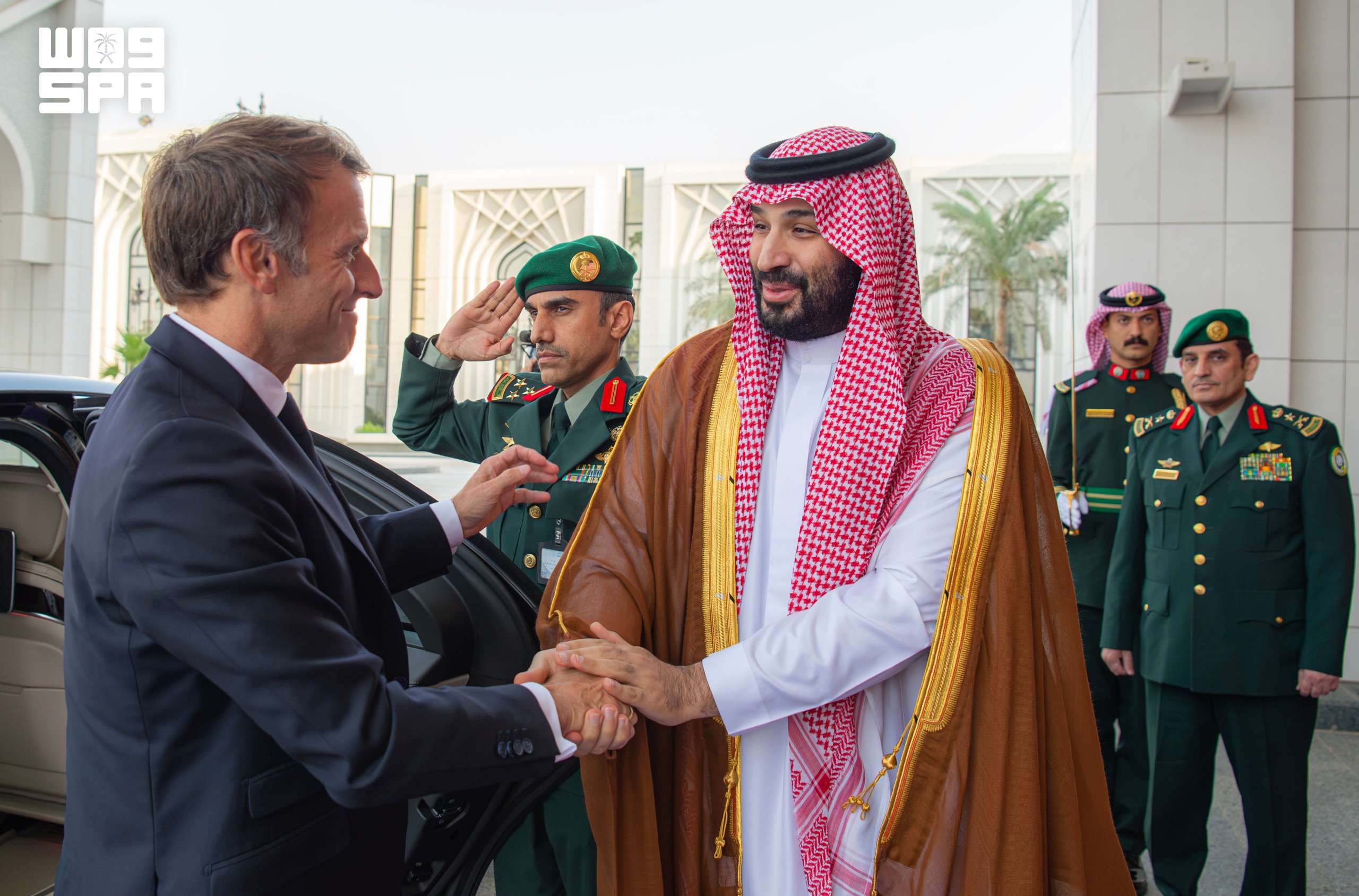 Saudi crown prince receives French president in Riyadh