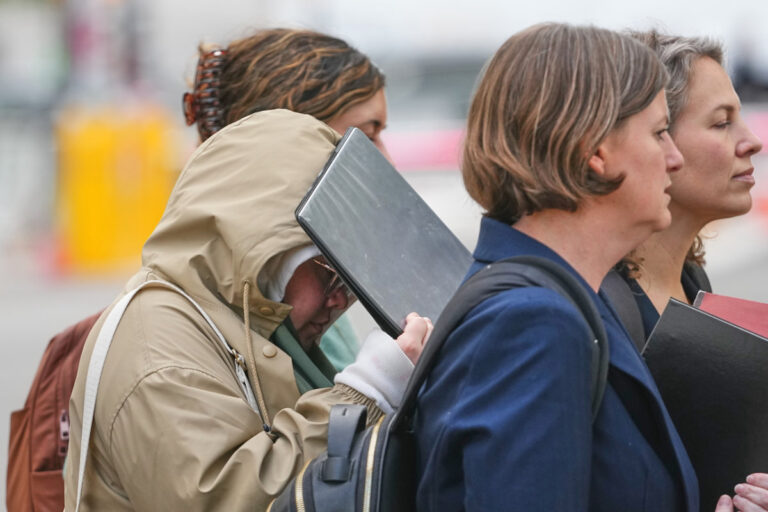 Jury deliberates in trial of New Yorker who became a teen bride to a Daesh fighter
