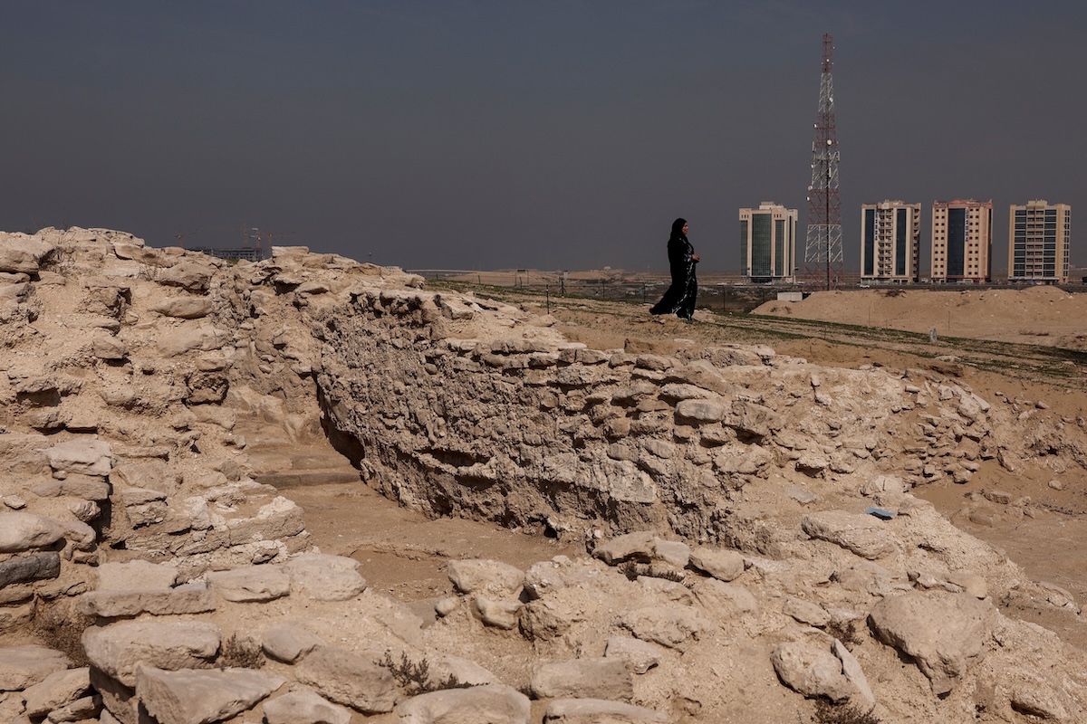 UAE says tanker oil spill affects beaches in Umm Al-Quwain