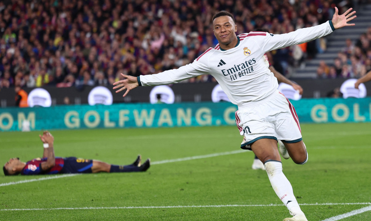 Real Madrid beat Barcelona in La Liga Clasico