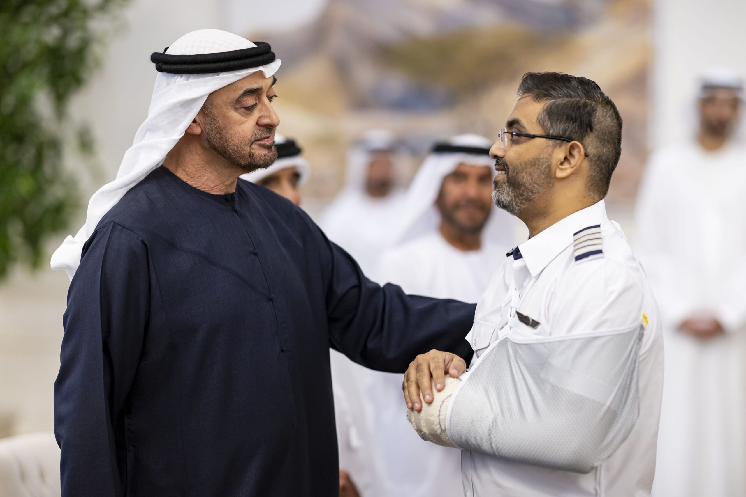 UAE President honours FlyDubai pilot, crew for saving passengers during attempted hijacking