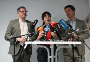 Mideast conflict haunts race for Berlin town hall