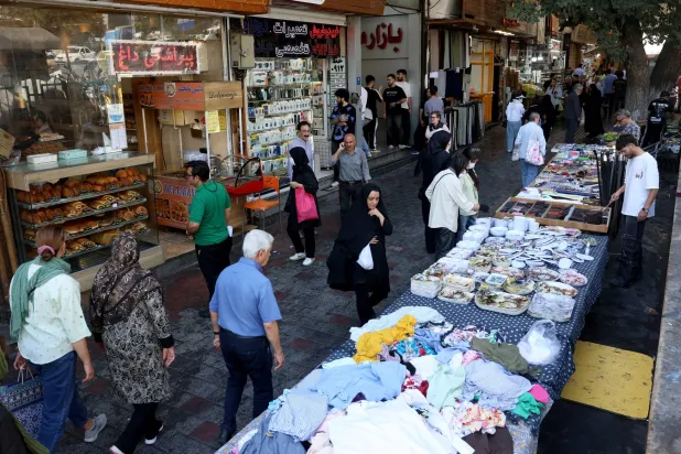 Iran Hangs 2 Men on Charges of Violence During Protests