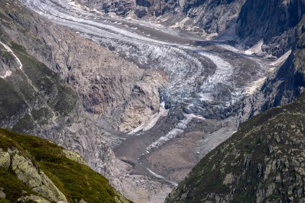 Swiss Glaciers Lose Over 5% of Ice Volume in 2026 as Heatwaves, Low Winter Snow Accelerate Thaw