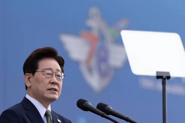 South Korea’s Lee Urges North Korea to Restore Dialogue, Pledges Military Buildup
