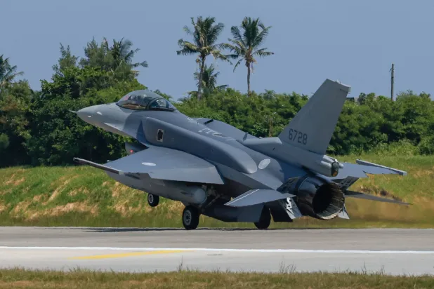 Taiwan Receives Its First US-made F-16V Fighter Jets