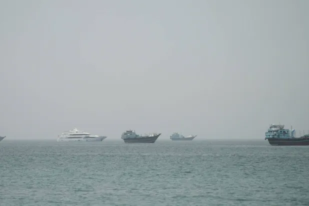 UKMTO: Crude Oil Tanker Struck by Unknown Projectile off Oman