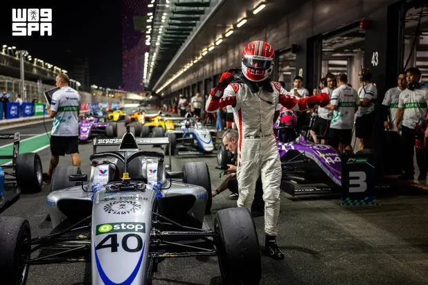 Archie Owen Claims Maiden F4 Victory in Aramco Saudi Arabian Championship Opener