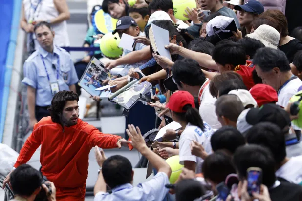 Alcaraz Through to Japan Open Semis after Shapovalov Injury