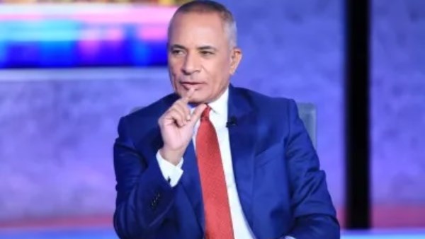 أحمد موسى: وزير الصحة شاطر وبيعترف إنه عنده تقصير لكن في إنجازات غير مسبوقة