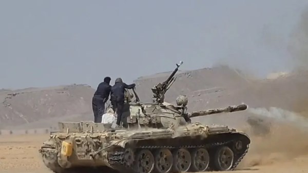 الجيش اليمني: نخوض معارك شرسة ضد ميليشيات الحوثي في جبل حبشي بمحور تعز