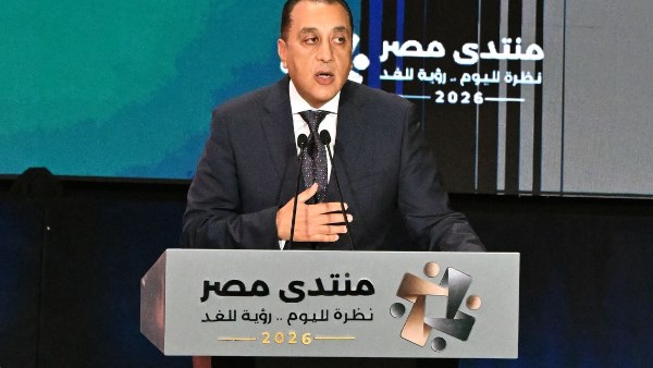 مدبولي: زيادة متوسط الإثابة للعاملين بالقطاع الطبي بنسبة لا تقل عن 50% بحلول 2030