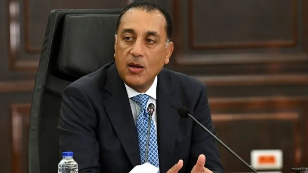 بعد الموافقة على 17 قرارًا حكوميًا.. مدبولي يفتتح عددًا من المشروعات التنموية بالسويس اليوم