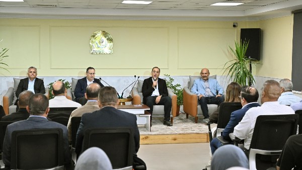 مدبولي: الانتهاء من المستشفى الجامعي بالسويس أولوية لتطوير الخدمات الصحية