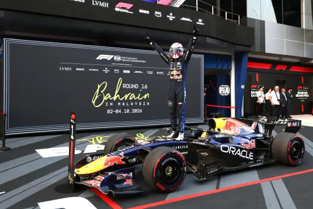 Verstappen Wins Rain-delayed Bahrain Grand Prix in Malaysia