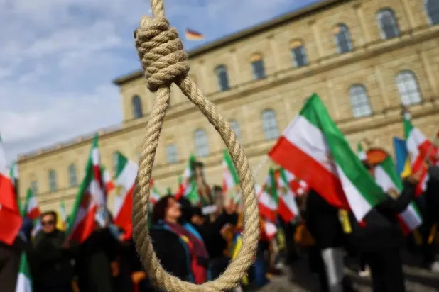 Iran Executes Two Men Linked to Anti-govt Protests