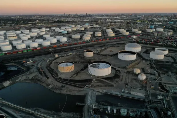 Oil Stocks in US Strategic Petroleum Reserve Fall to Lowest Level since 1982