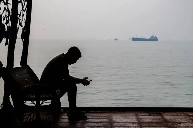 India Says 12 Seafarers Injured in Hormuz Tanker Attack