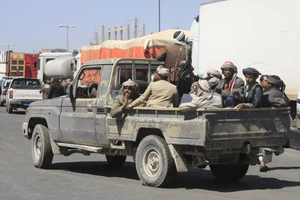 Houthis Attack Aden’s International Airport