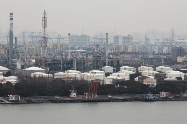 China to Resume October Fuel Exports after Holiday Pause